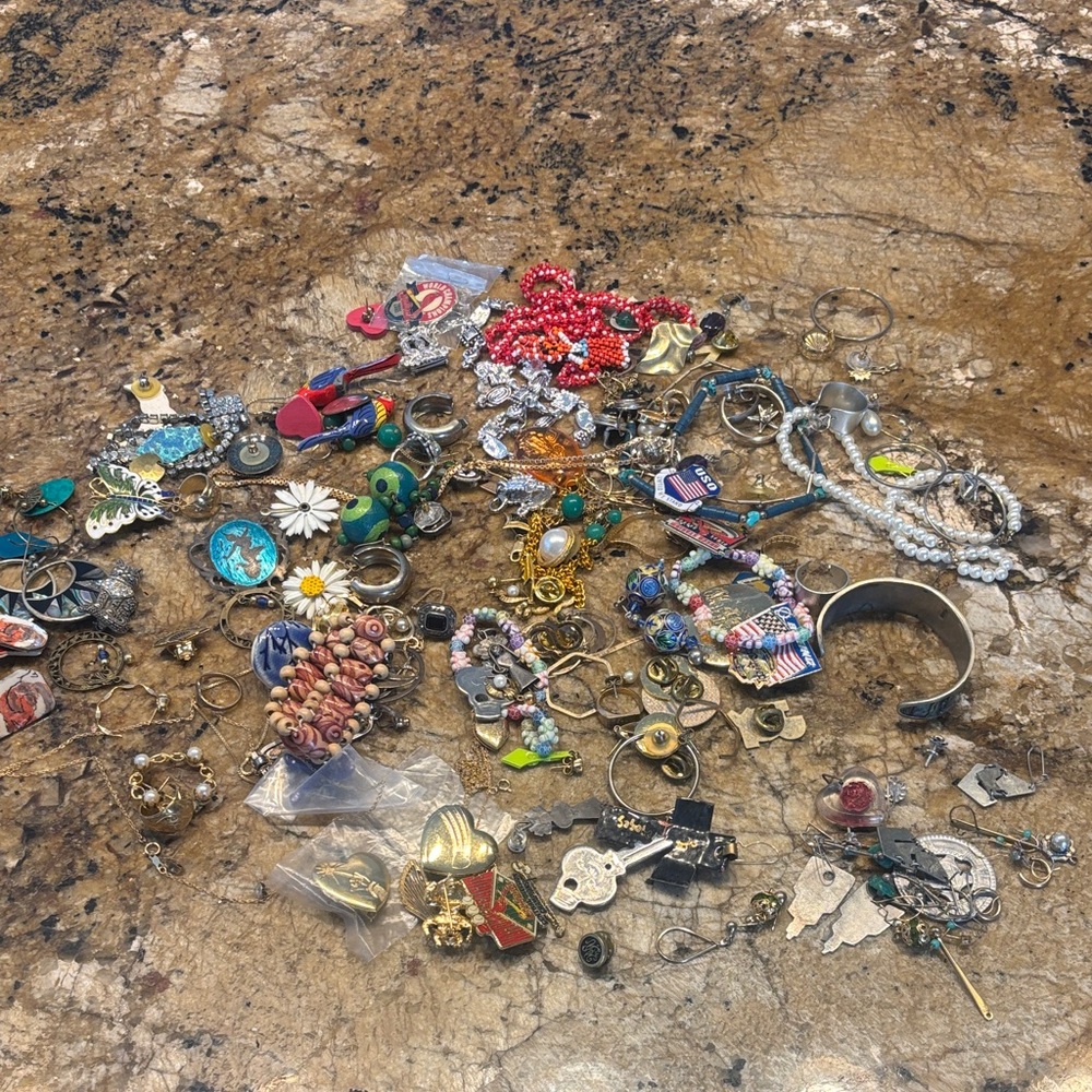 Assorted Women's Jewelry. Gold, silver, other